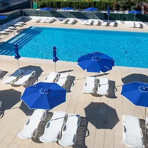 Hotel Nautilus, Rosas